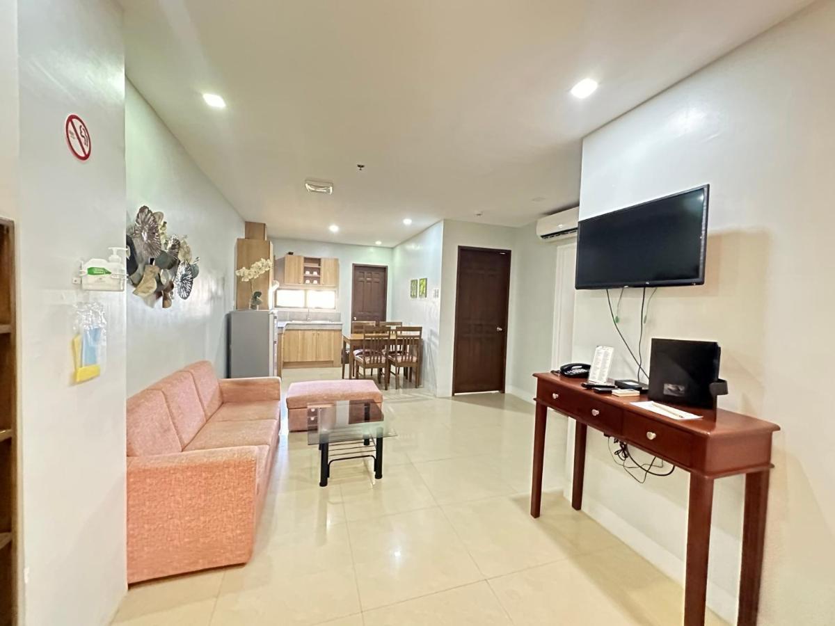 Sebastien Hotel Lapu-Lapu City Zewnętrze zdjęcie