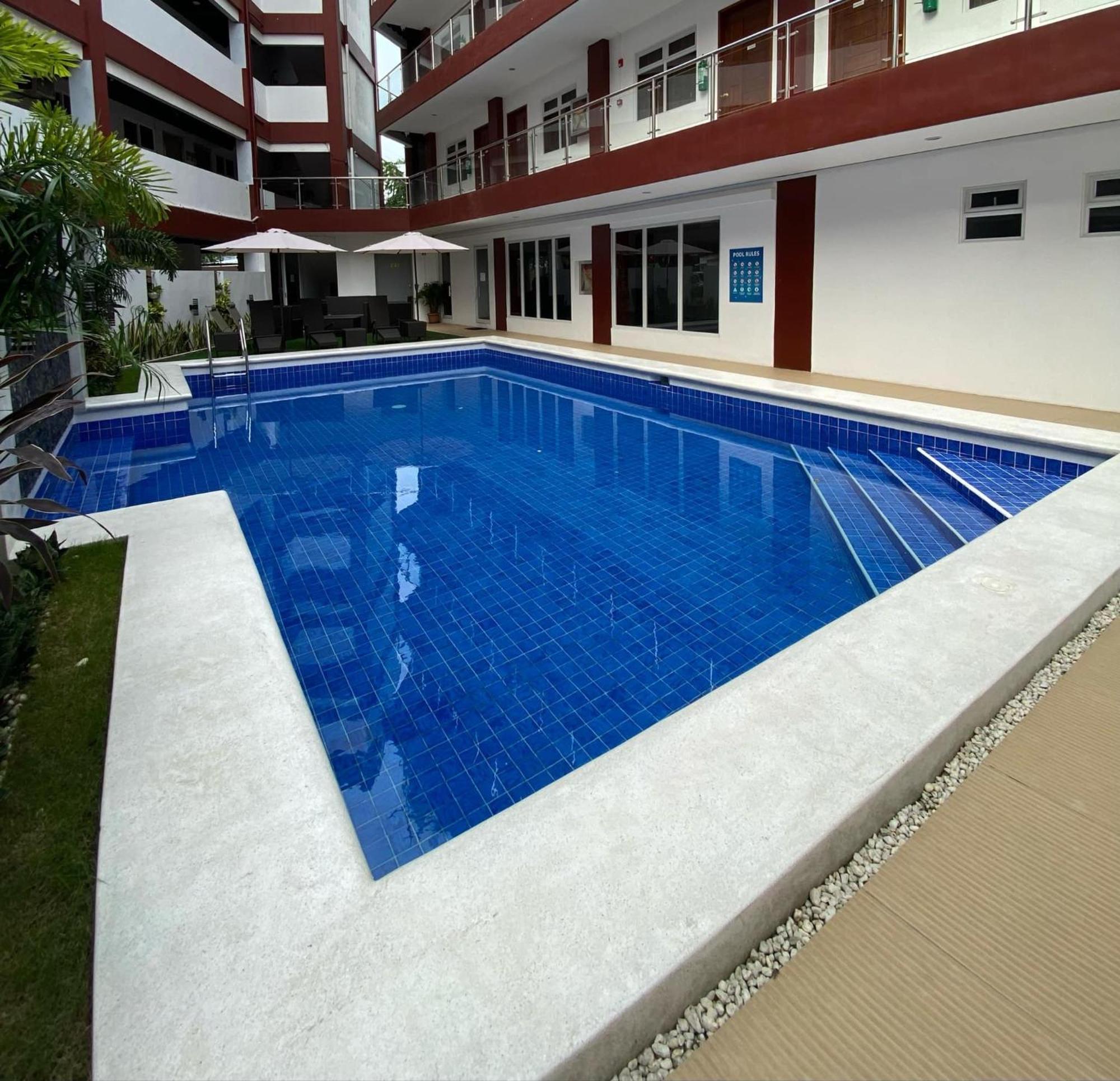 Sebastien Hotel Lapu-Lapu City Zewnętrze zdjęcie